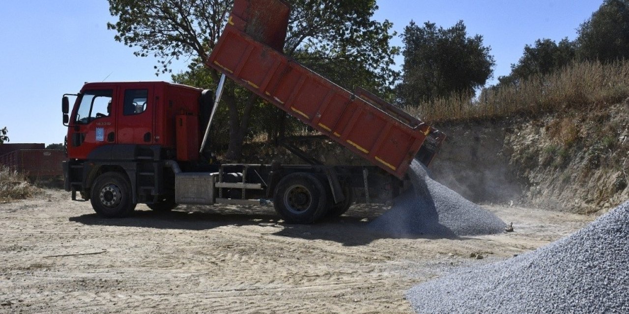 Başkan Günel çalışmaları yerinde takip ediyor