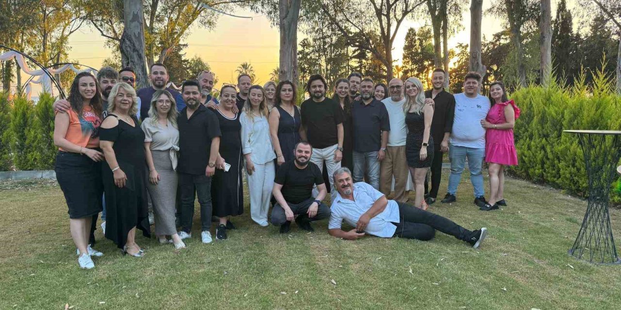 Aydınlı kuaförler şovlarıyla hünerlerini sergiledi