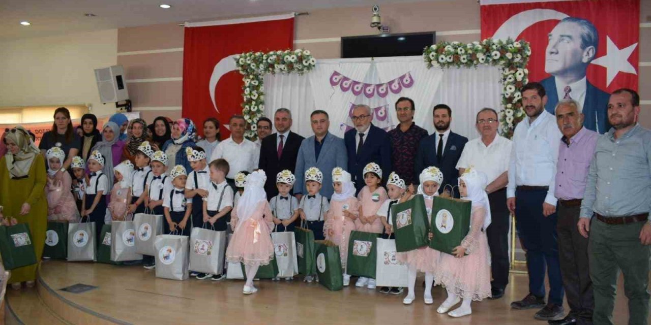 Bozdoğan’da 4-6 yaş Kur’an Kursu öğrencilerinden yıl sonu etkinliği
