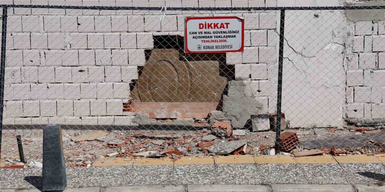 Hırsızlar bu kez de tarihi Kardiçalı Han’ın duvarlarını kırarak talan etti