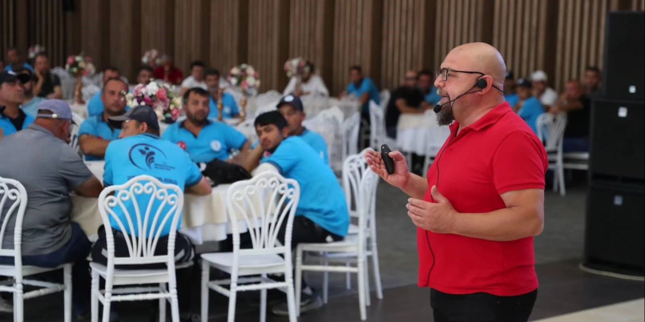 Merkezefendi Belediyesi personeline İş Sağlığı ve Güvenliği eğitimi verildi