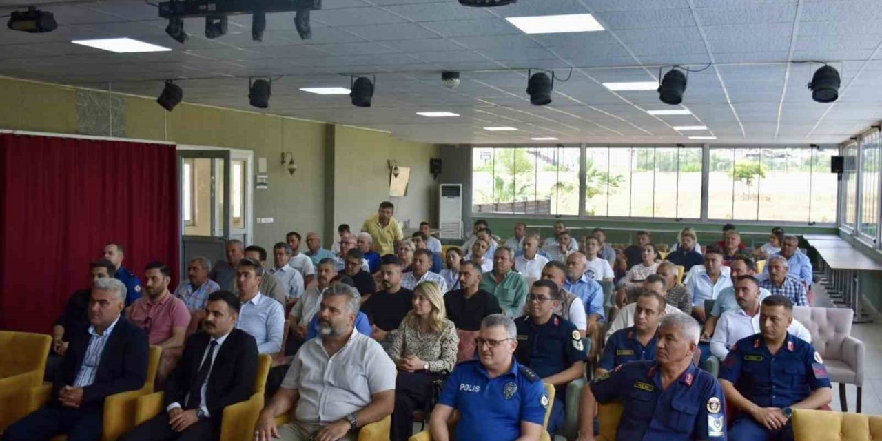 Buharkent’te AFAD Bilgilendirme toplantısı gerçekleştirildi
