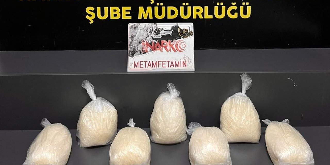 İzmir’de 7 kilo metamfetamin ele geçirildi