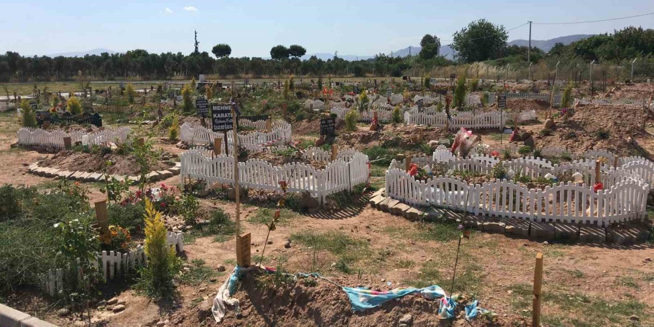 Mahkemeye taşınan mezarlıkla ilgili bilirkişi raporu çıktı