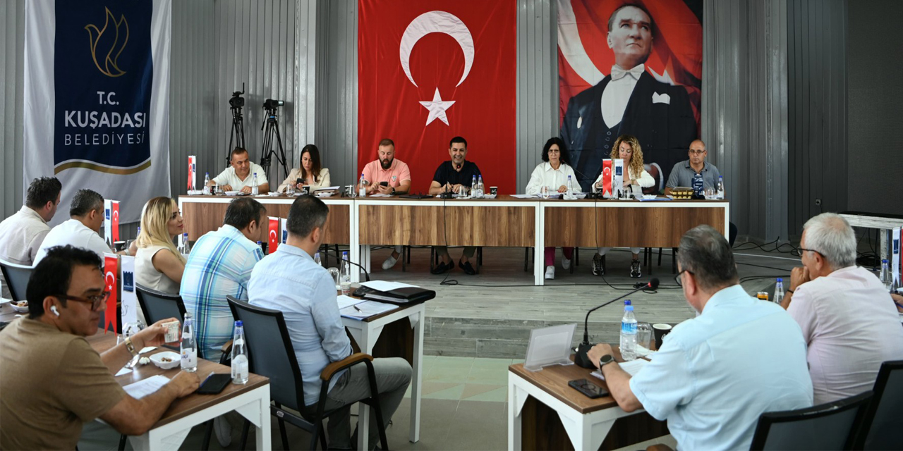 İYİ Parti’den şaşırtan karar: Çocuklara ücretsiz eğitime ret oyu kullandılar