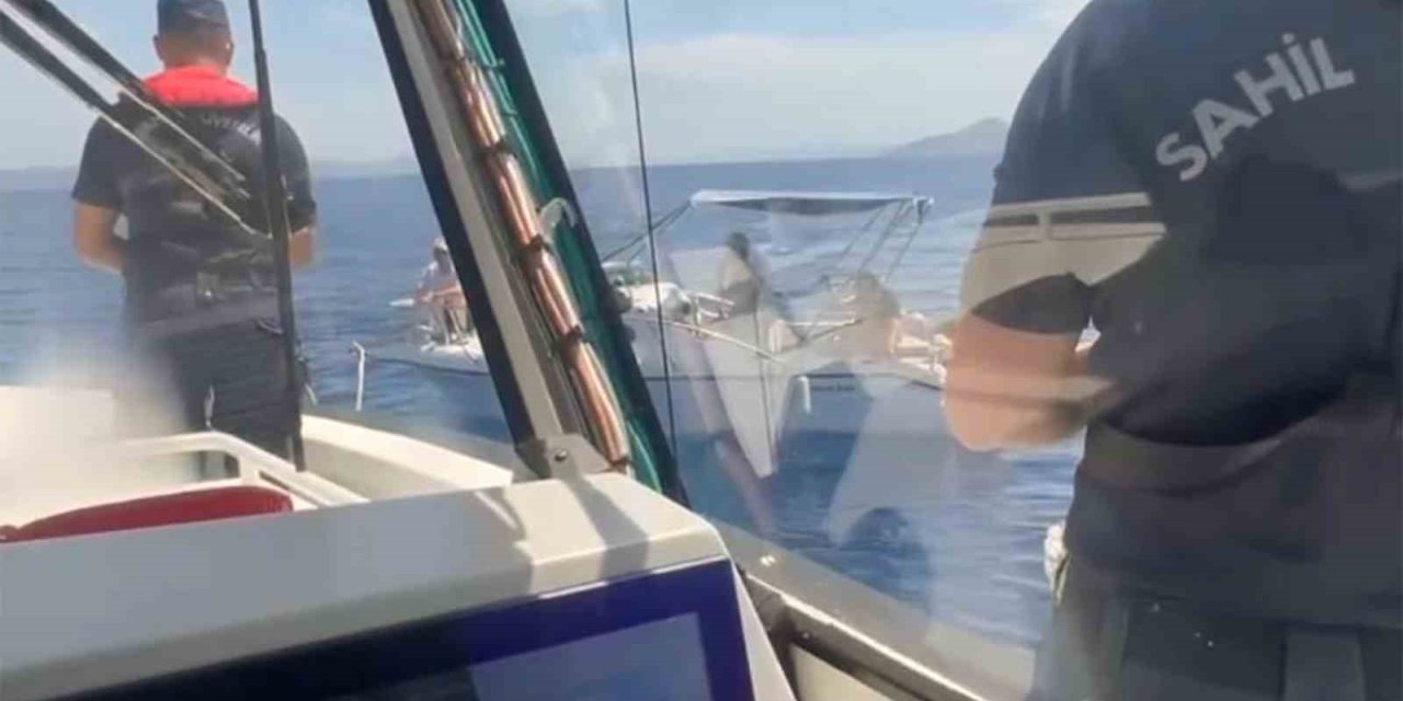 FETÖ/PDY üyeleri tekne ile kaçarken yakalandı