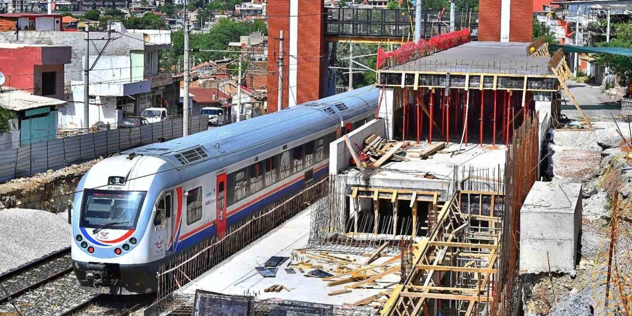 Katip Çelebi Üniversitesi ve Gürçeşme İZBAN’a bağlanıyor