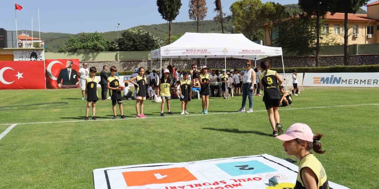 Muğla’da çocuk oyunları şenliği düzenlendi