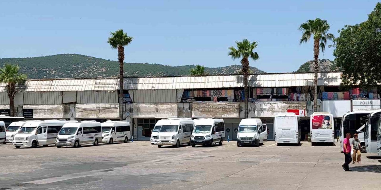 Başkan Aras “Vatandaşların taleplerine kayıtsız kalmıyoruz”