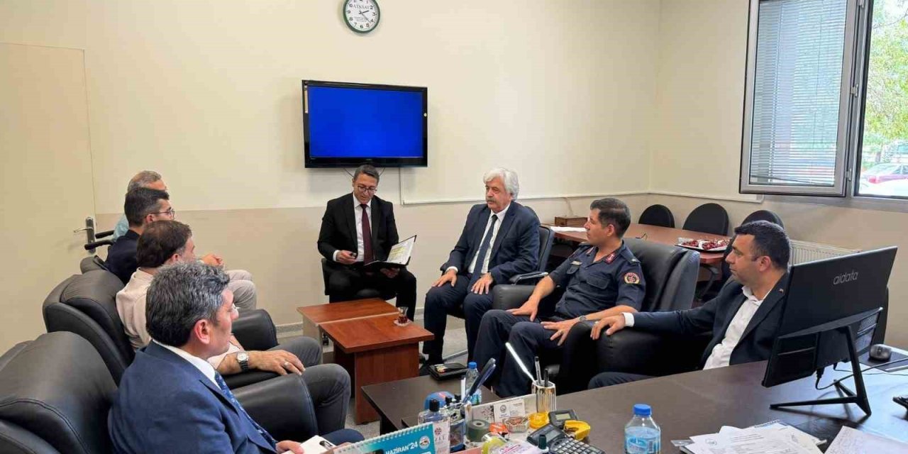 Çivril’de 2024 YKS Koordinasyon Kurulu Toplantısı düzenlendi