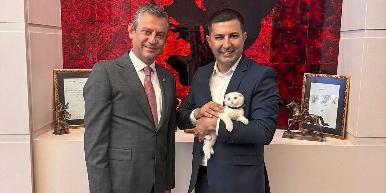 Başkan Ömer Günel CHP lideri Özel’i ziyaret etti