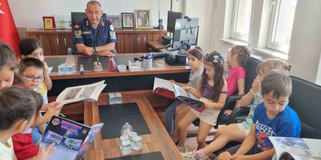 Sultanhisar jandarması minik öğrencileri ağırladı