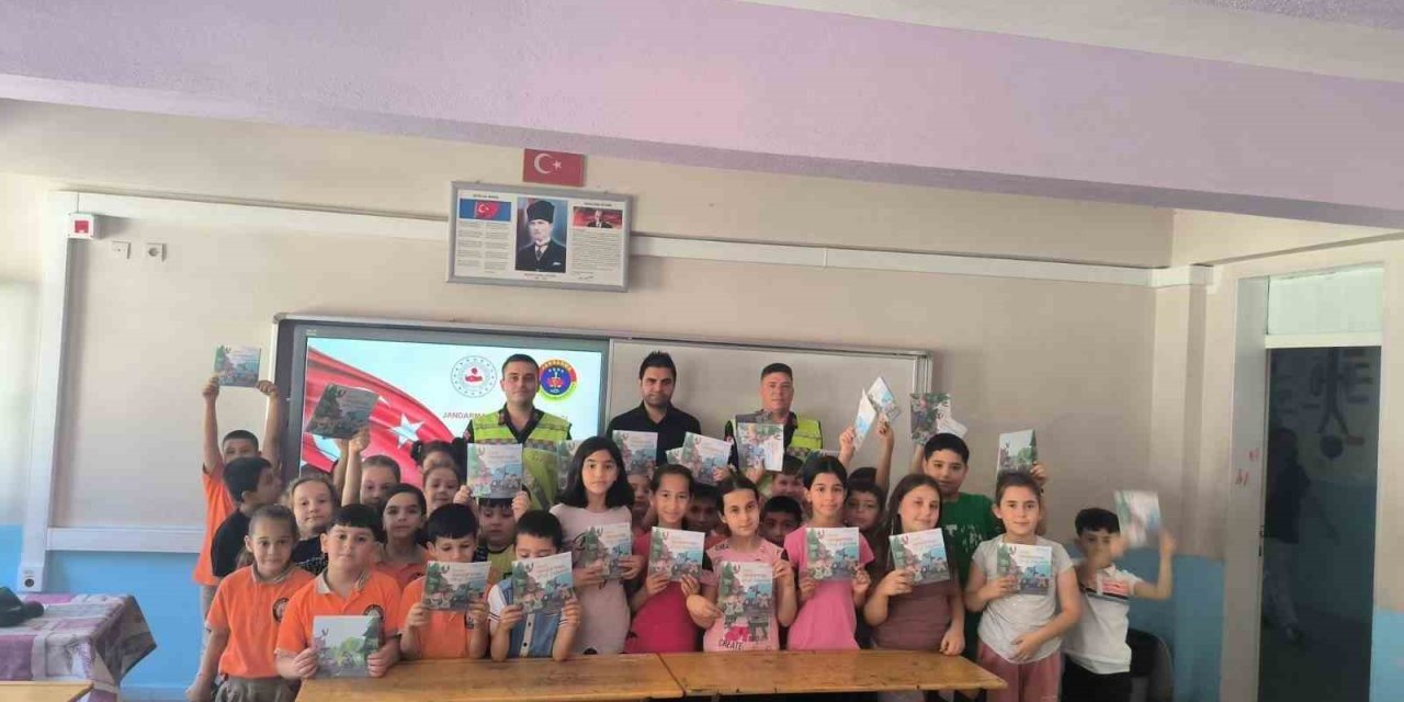 Köşk jandarması tarafından okullarda trafik eğitimi verildi
