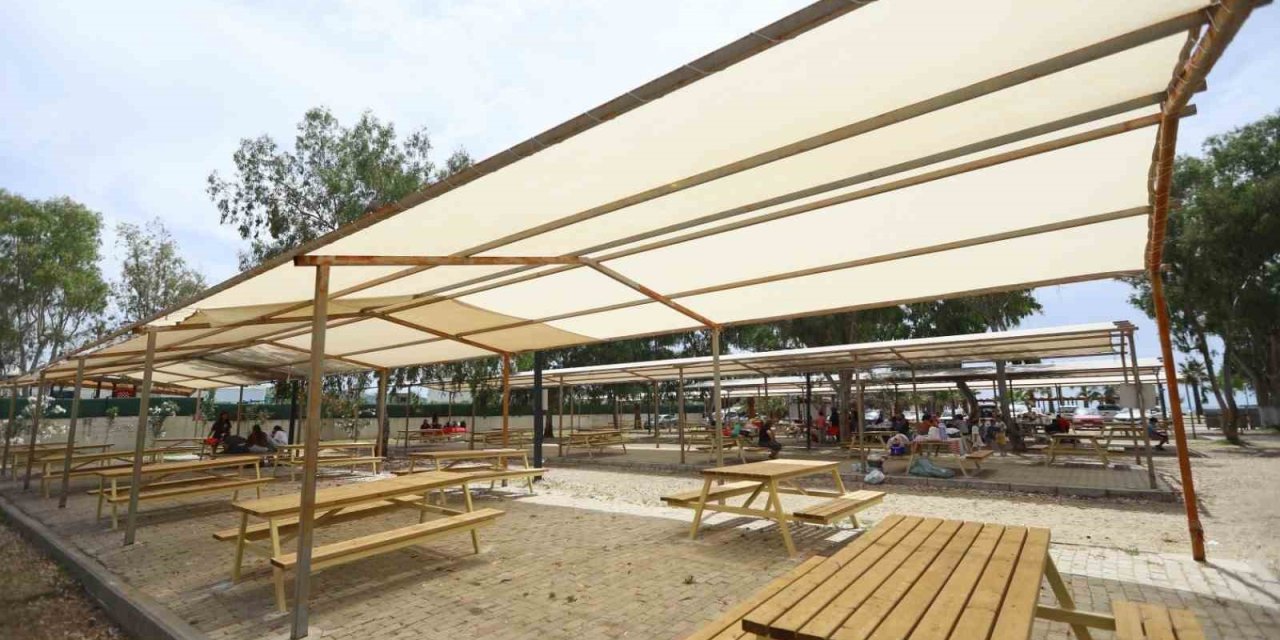 Pamucak Sahili yaza hazır