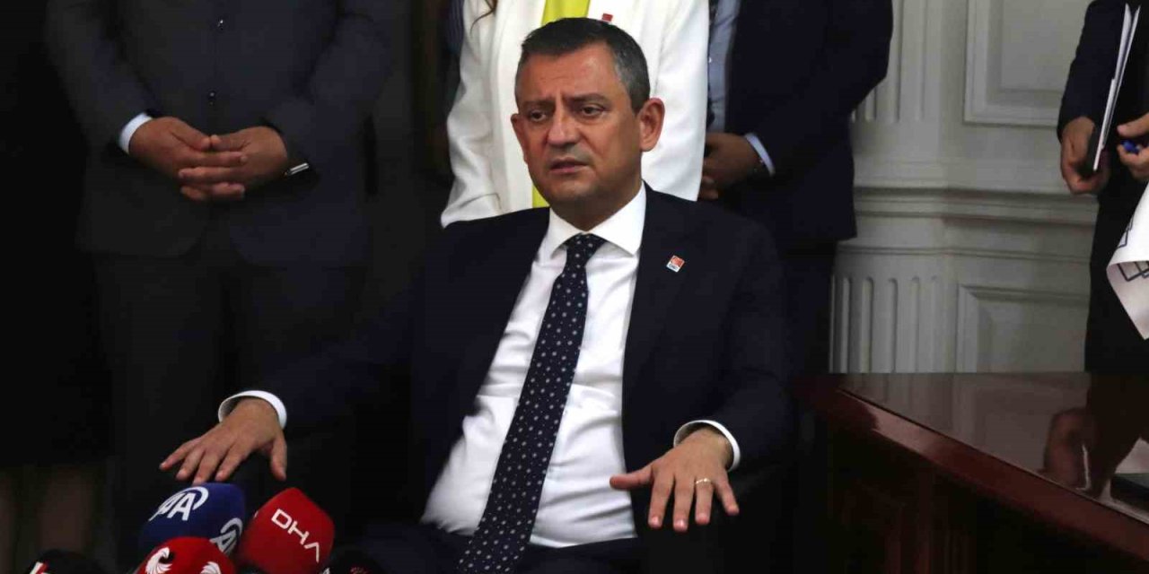 CHP Genel Başkanı Özel: "Emekliye ve asgari ücrete enflasyon oranında zam bekliyoruz"