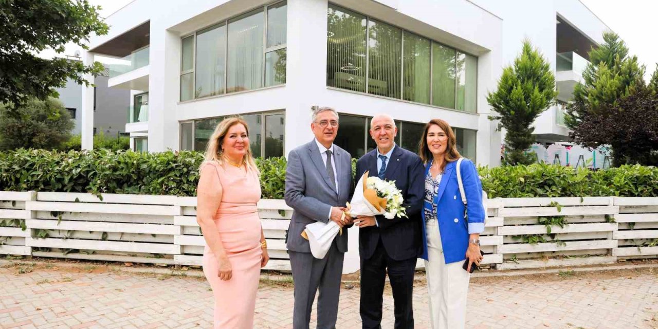 Denizli’de 30 yıllık tecrübe modern göz merkezinde hizmete sunuldu