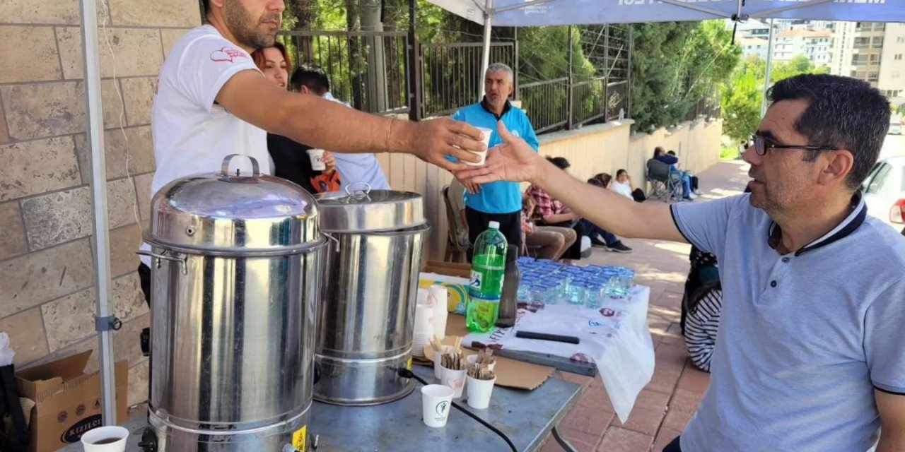 Merkezefendi Belediyesi velileri yalnız bırakmadı