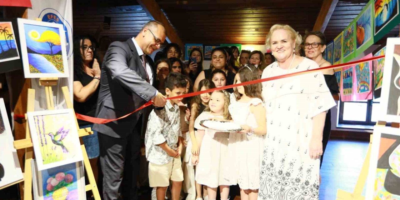 Selçuk Efes Kent Belleği öğrenci akınına uğradı