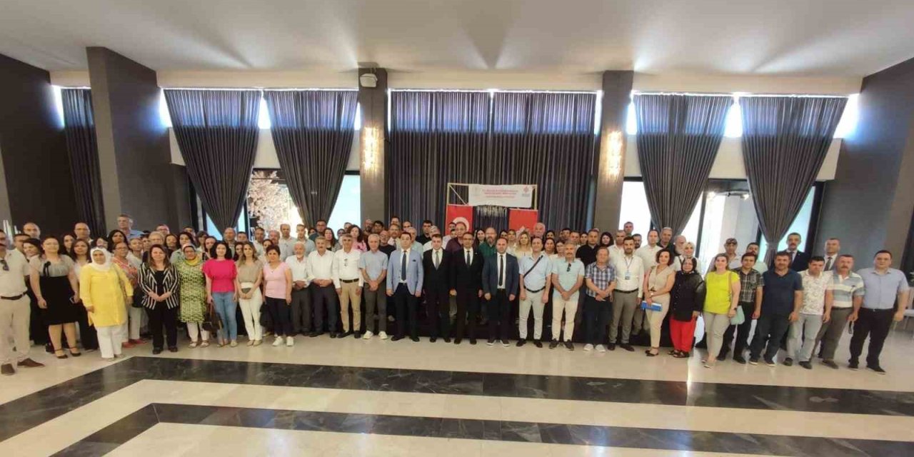 Denizli, Aydın ve Muğla’da faaliyet gösteren 182 vakıf temsilcileri bilgilendirildi