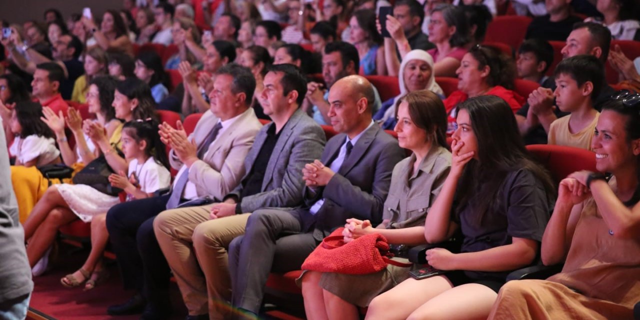 Büyükşehir geleceğin sanatçılarını yetiştiriyor