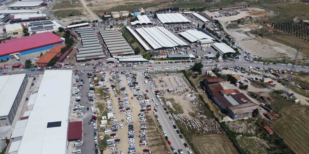 Denizli’de kurban pazarı hareketlendi