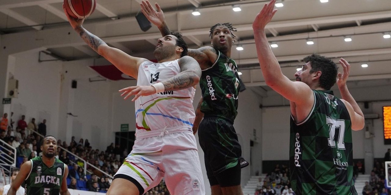 Aliağa Petkimspor’da iki ayrılık gerçekleşti