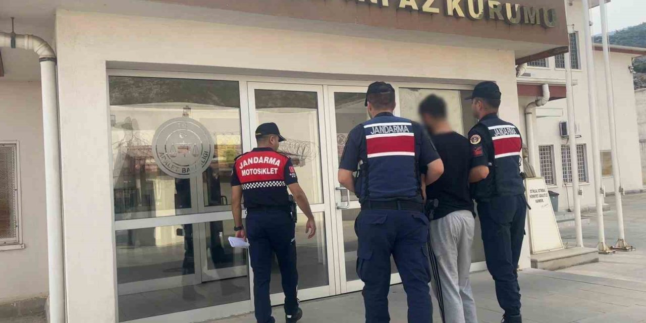 Kuşadası’nda çalıntı motosikletle yakalanan şahıs tutuklandı