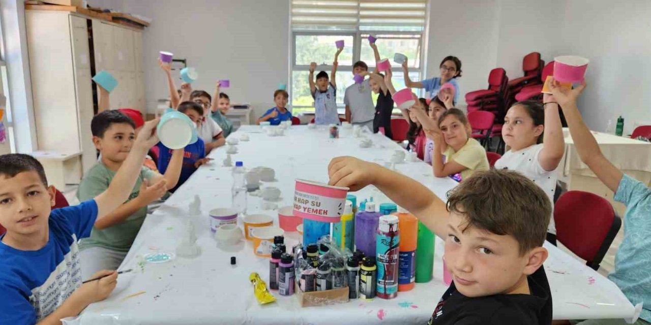 Muğla’da Gönüllü Gençlerden Sokak hayvanları için anlamlı etkinlik