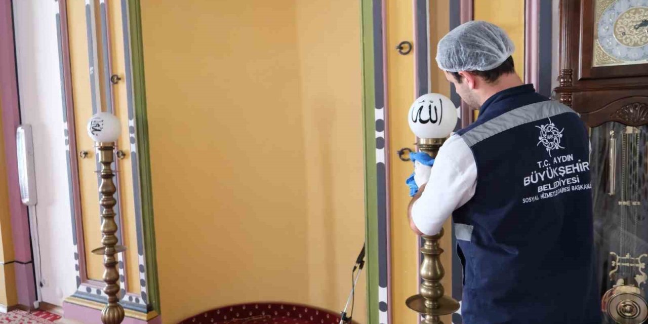 Aydın’da camiler bayrama hazır