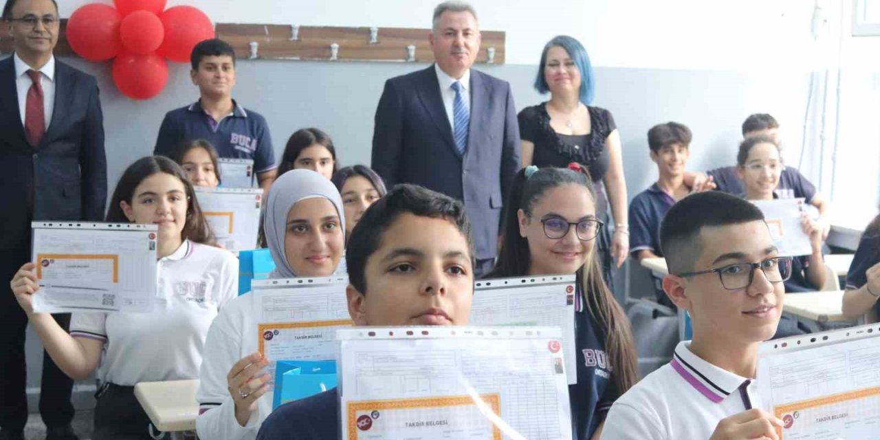 Şehidin adının verildiği okulda karne töreni gerçekleşti