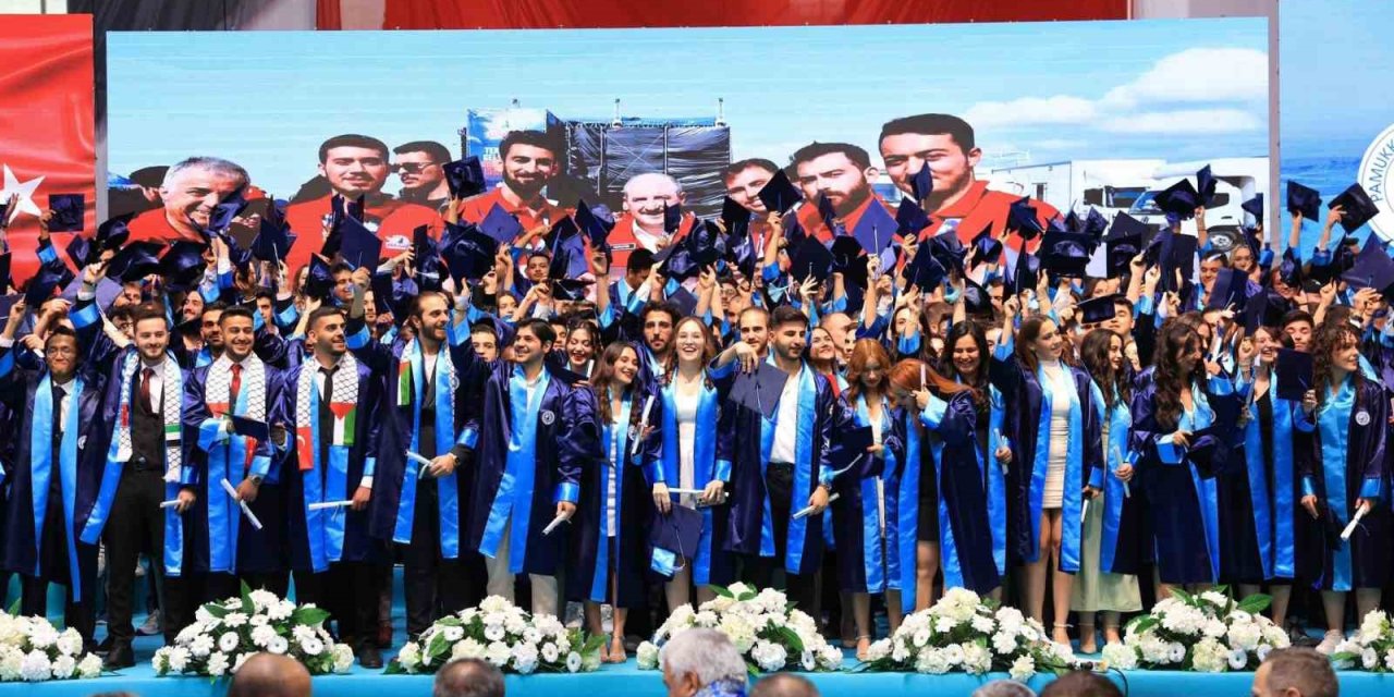 PAÜ bu dönem 7690 mezununu kariyer hayatlarına uğurladı