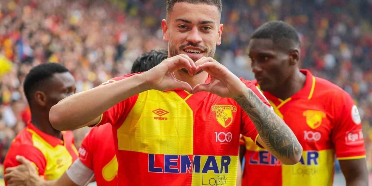 Göztepe, Romulo Cardoso ile 3 yıllık sözleşme imzaladı