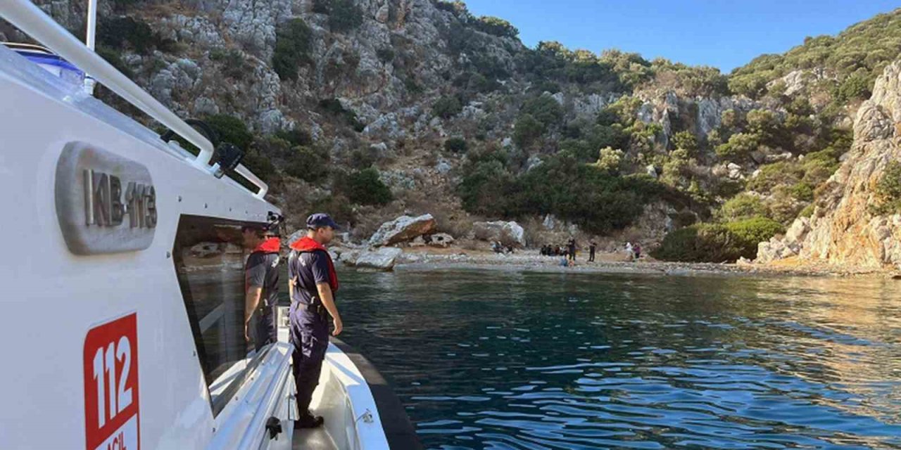 Marmaris Taşlıca’da göçmen kaçakçılığı şüphelisi ve 18 düzensiz göçmen yakalandı