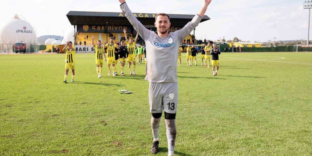 Aliağa FK, Ahmed Furkan Özdemir ile yollarını ayırdı