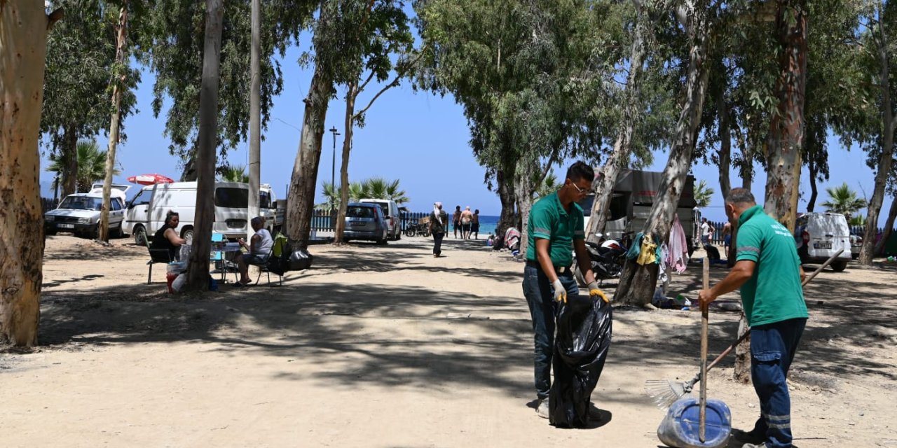 Kuşadası plajlarında detaylı bakım ve temizlik çalışması