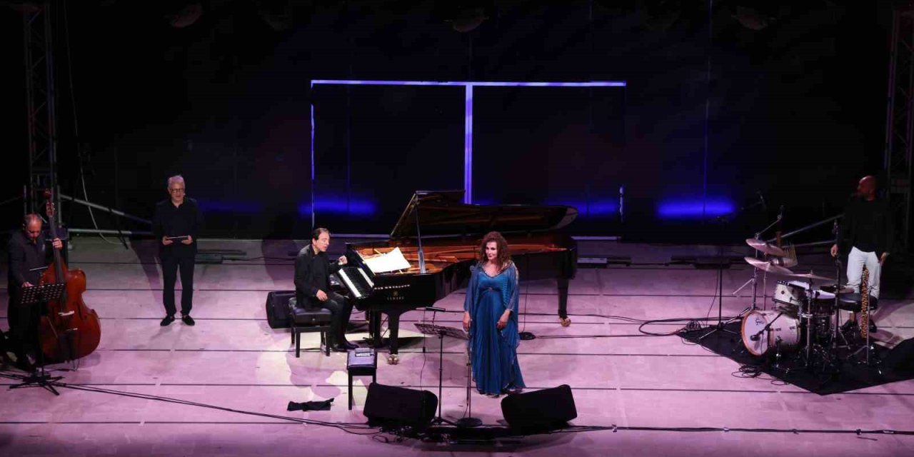 Dünya Anne Şarkıları Marmaris’te yankılandı