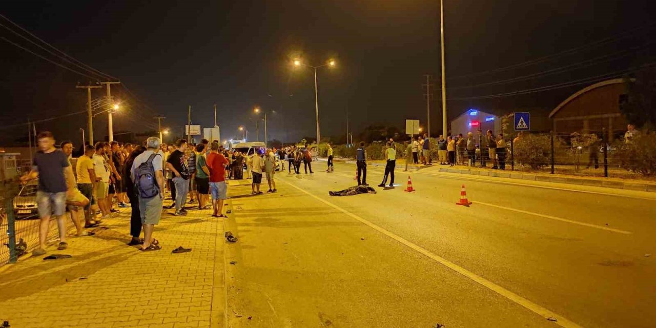 Fethiye’de motosikletle araba çarpıştı: 1 ölü, 2 yaralı