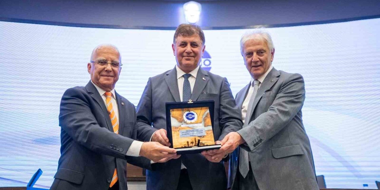 Başkan Tugay: "Kamu kaynaklarını korumak benim görevim"