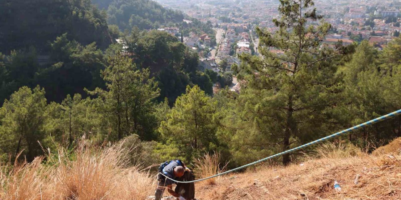 Komando değil, temizlik görevlisi