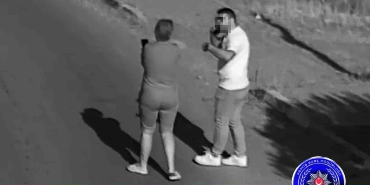 Kendilerine polis-savcı süsü veren dolandırıcılar yakalandı