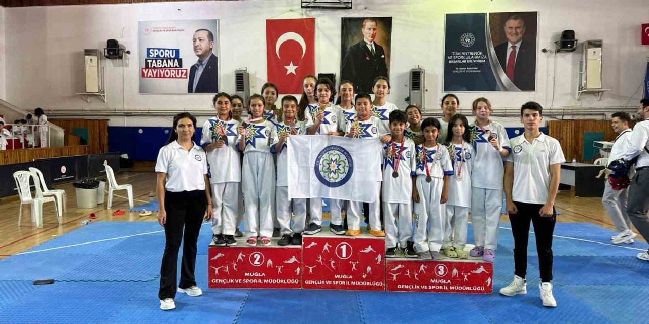 Büyükşehir tekvandocuları Muğla şampiyonu oldu