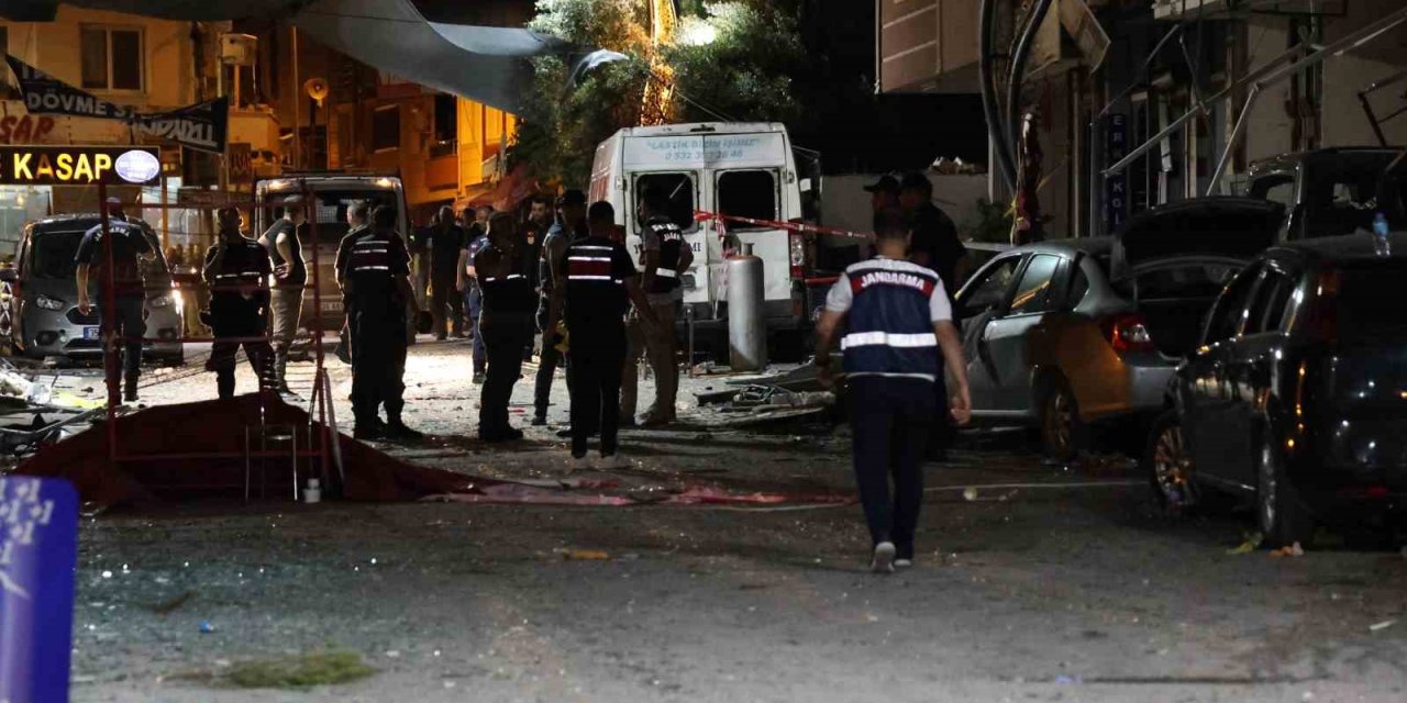 5 kişinin öldüğü patlama alanında incelemeler devam ediyor