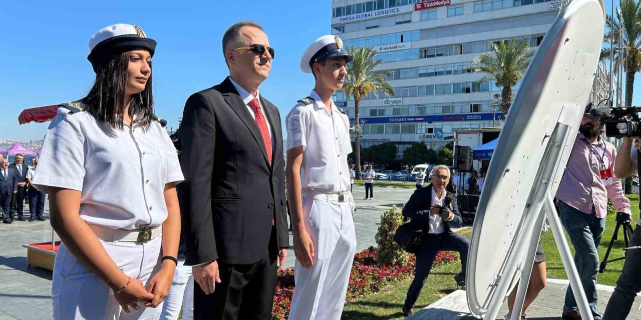 İzmir’de 1 Temmuz Denizcilik ve Kabotaj Bayramı kutlandı