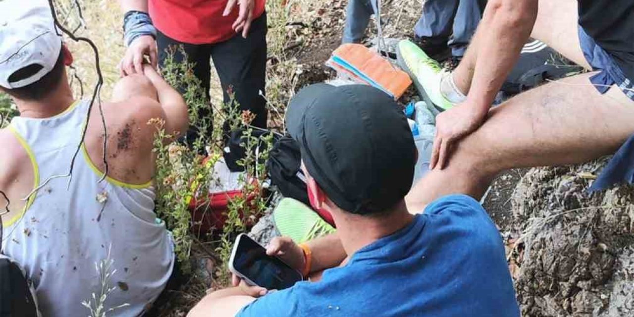 Yürüyüşe çıkan Rus turistler kayboldu