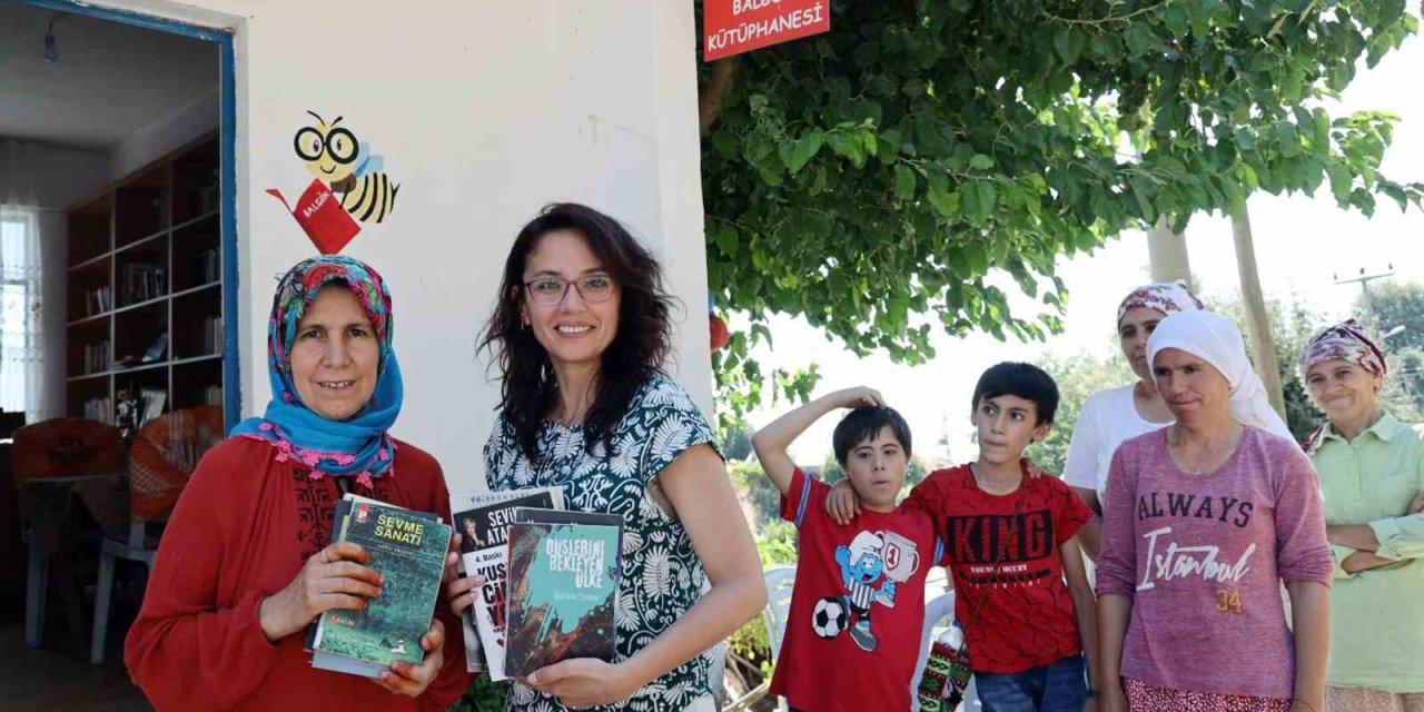 Menteşe Dağpınar kütüphanesine 482 kitap bağışlandı