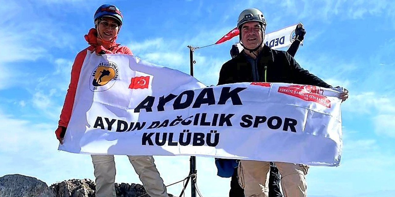 Aydınlı dağcı çift, 3 bin metreye tırmandı