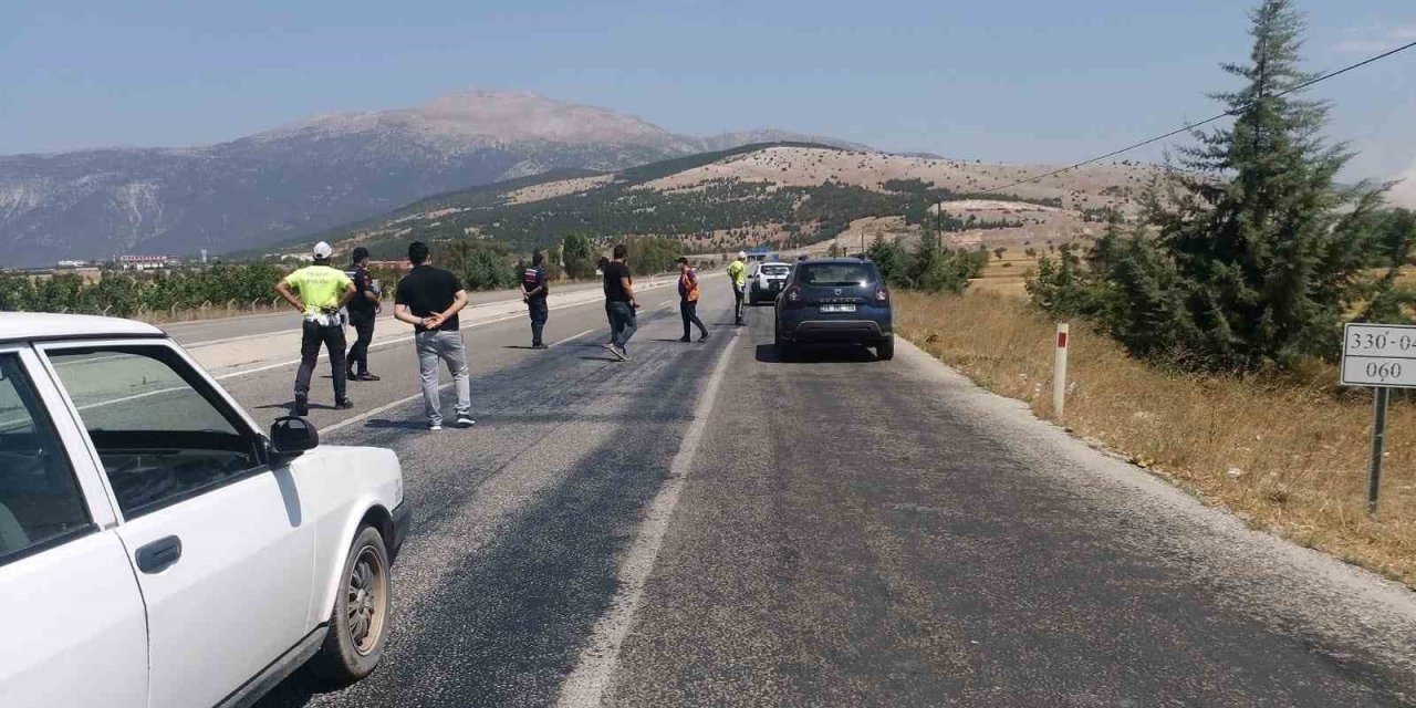 Denizli -Antalya karayolu çift yönlü trafiğe kapatıldı