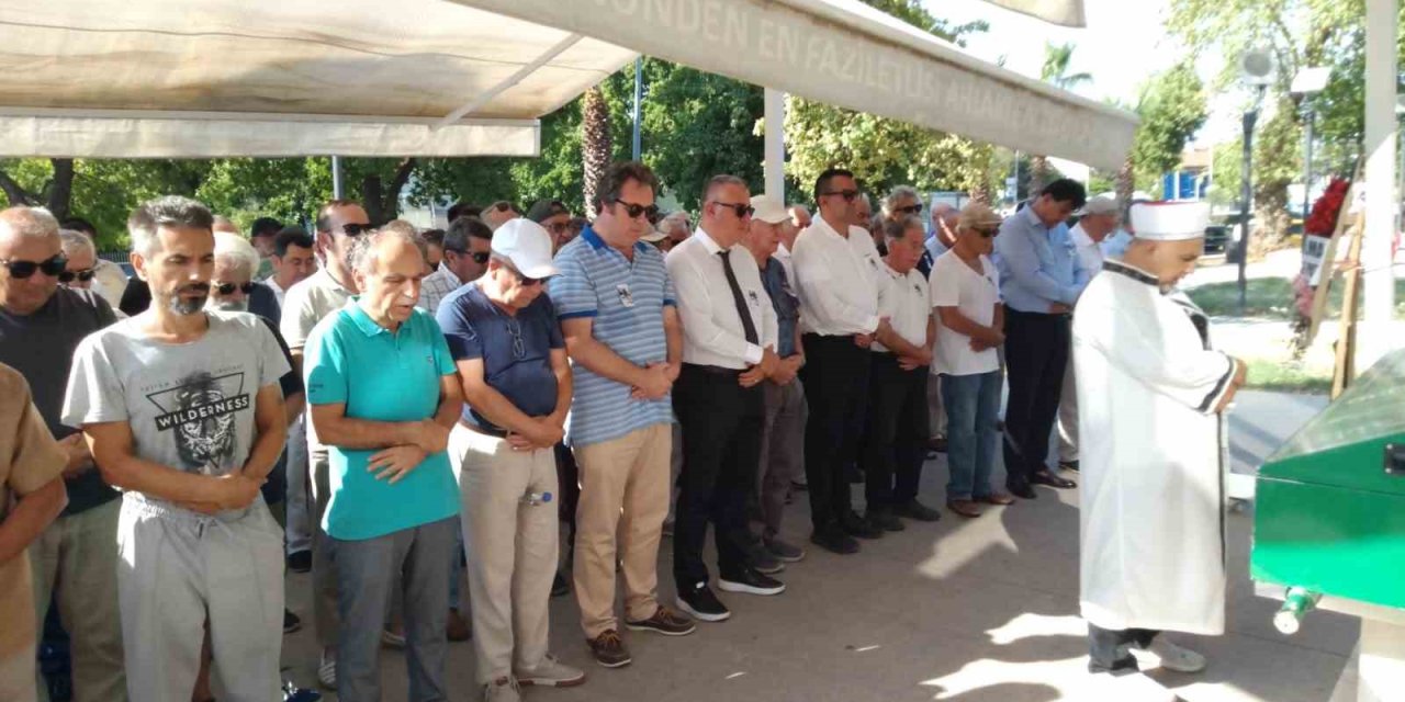 Tüp patlaması sonucu hayatını kaybeden Postalcı toprağa verildi