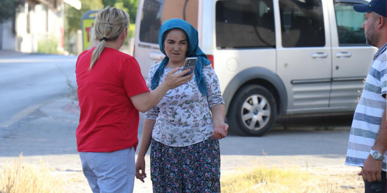 Eline fotoğrafı alan gelin sokak sokak kayıp kaynanasını arıyor