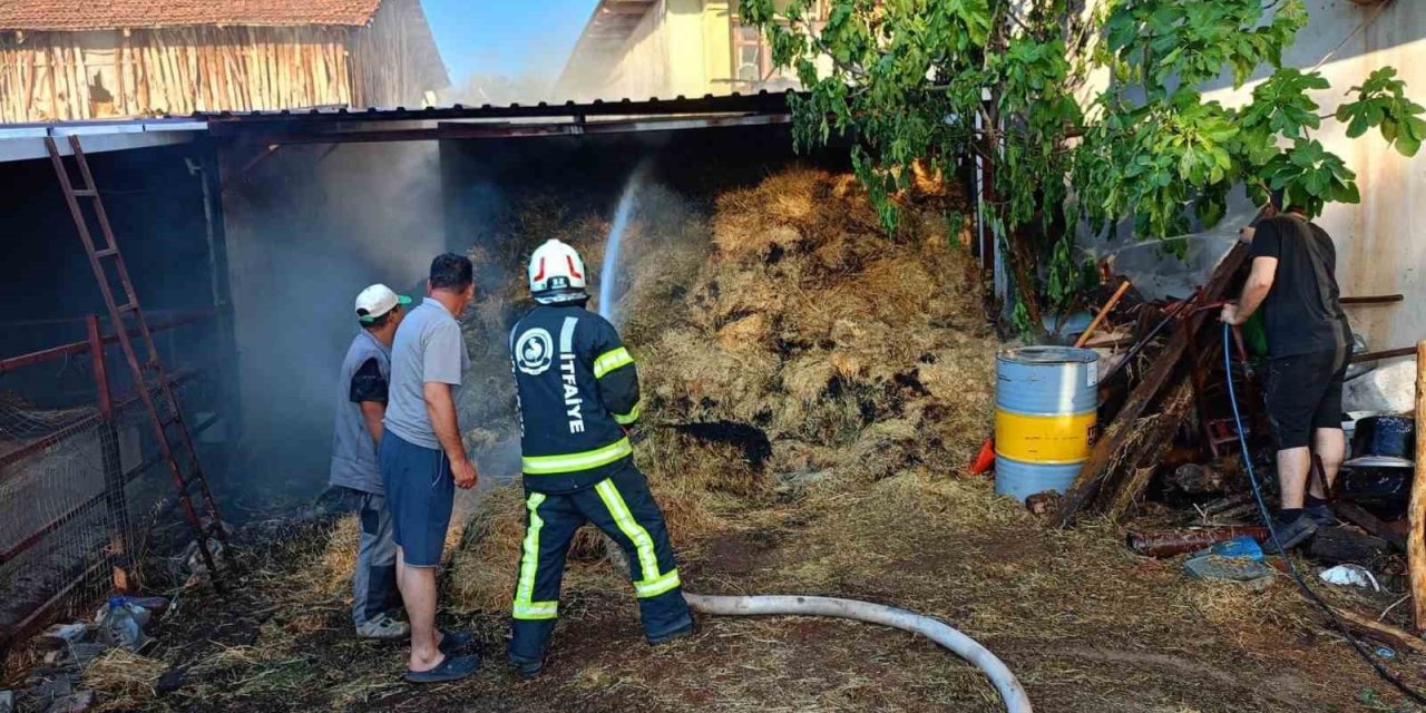 Samanlıkta çıkan yangın büyümeden söndürüldü